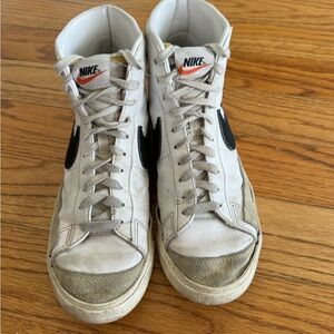 Nike Blazers - Men’s 8.5